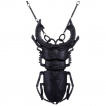 Collier gothique noir � scarab�e - Restyle
