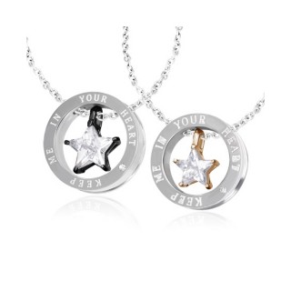 Paire de pendentifs acier � �toile encercl�e