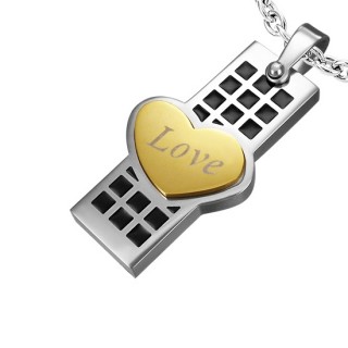 Pendentif acier plaque � damier noir et coeur love dor�